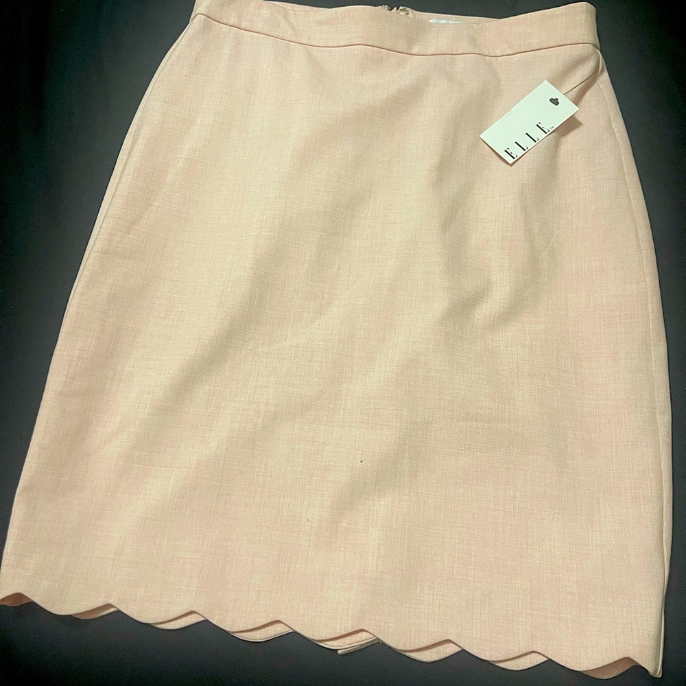 Alone pink skirt brand new!